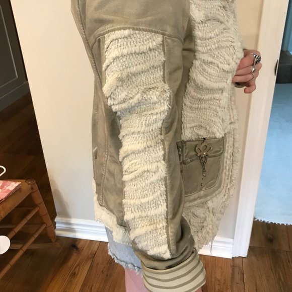 Faux Fur/Suede blazer - Picture 6 of 9